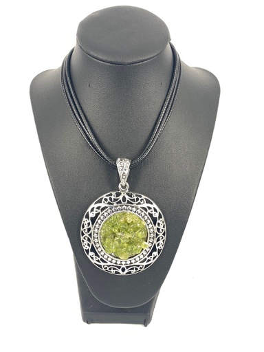 [007328] ALLOY+OLIVINE+CORD NECKLACE
