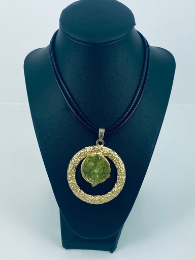 [007338] ALLOY+OLIVINE+CORD NECKLACE